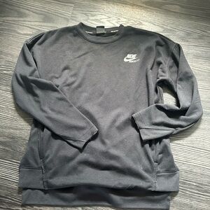 🍍NIKE SOFTBALL SWEATSHIRT 🍍pockets 🍍sz med